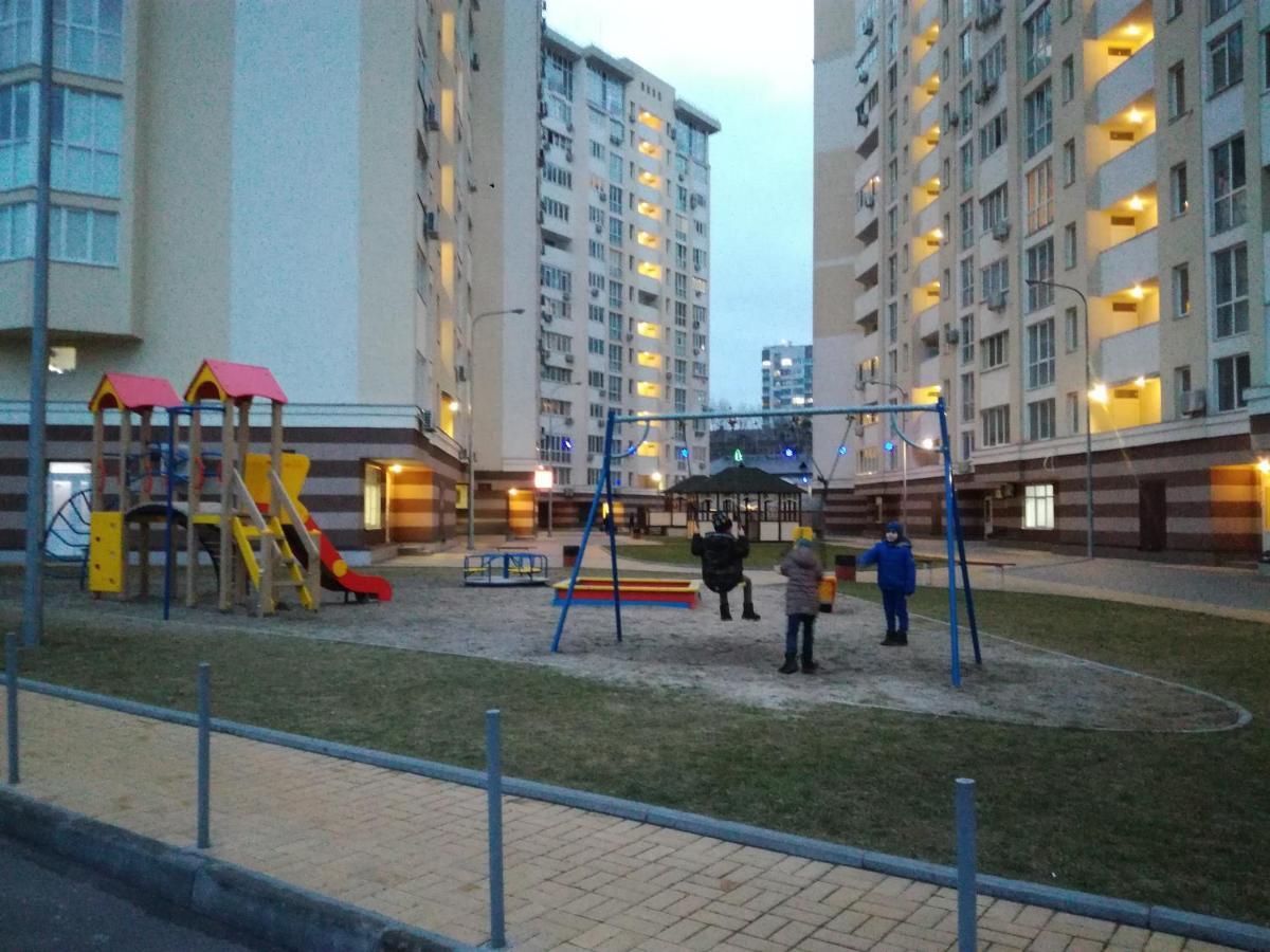 Gloria Park Apartment Κίεβο Εξωτερικό φωτογραφία